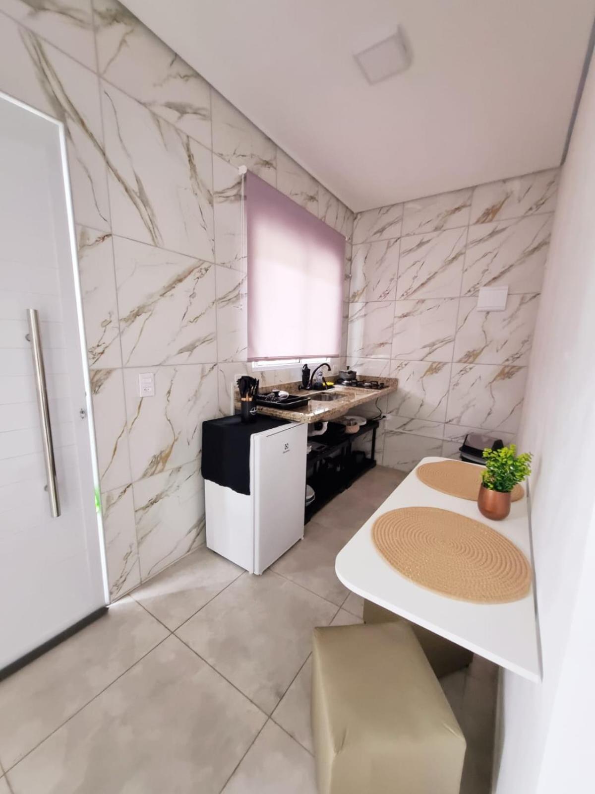 Pousada Recanto Dos Mares-Chales E Suites-Proximo Do Sesc Bertioga-Sp Exterior foto